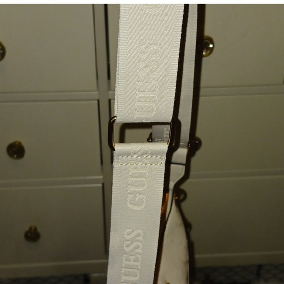 Guess Logo Embossed Chucky Crossbody NWOT Cream Color Vegan Leather - Picture 9 of 9